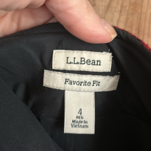 Vintage 90s LL Bean plaid wool mini skirt - Picture 2 of 4